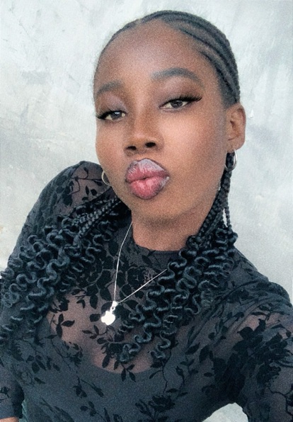 Ese from Nigeria in a 1v1 video chat on Mixu